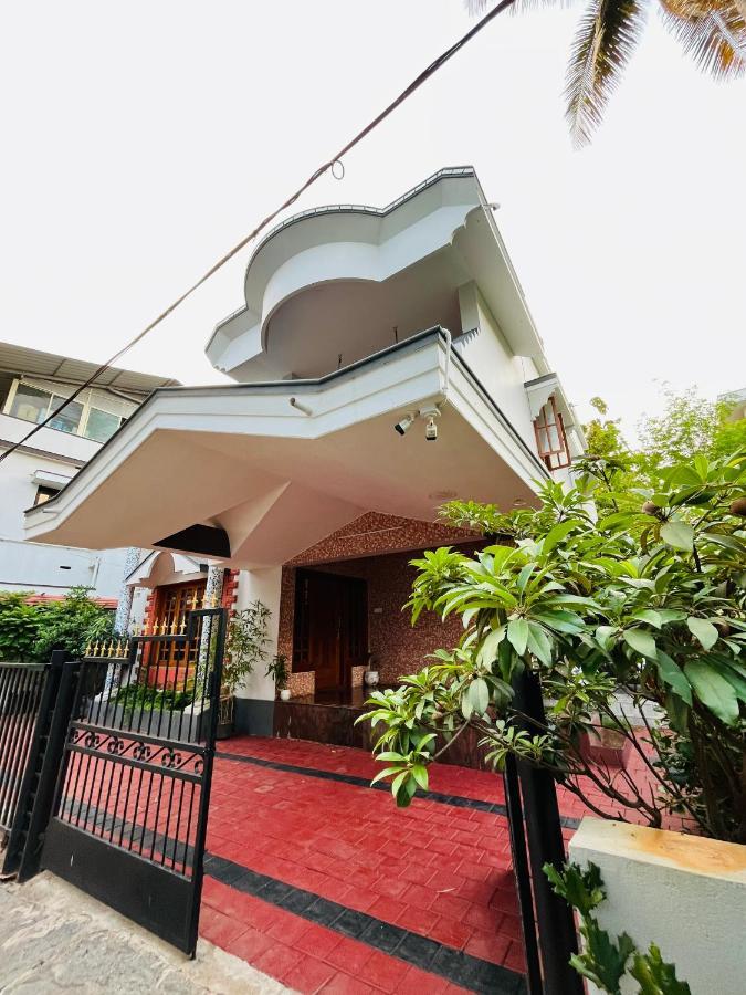 Spacious 3-Bedroom Private Villa In Mangalore - Ideal Getaway For Family And Friends Esterno foto