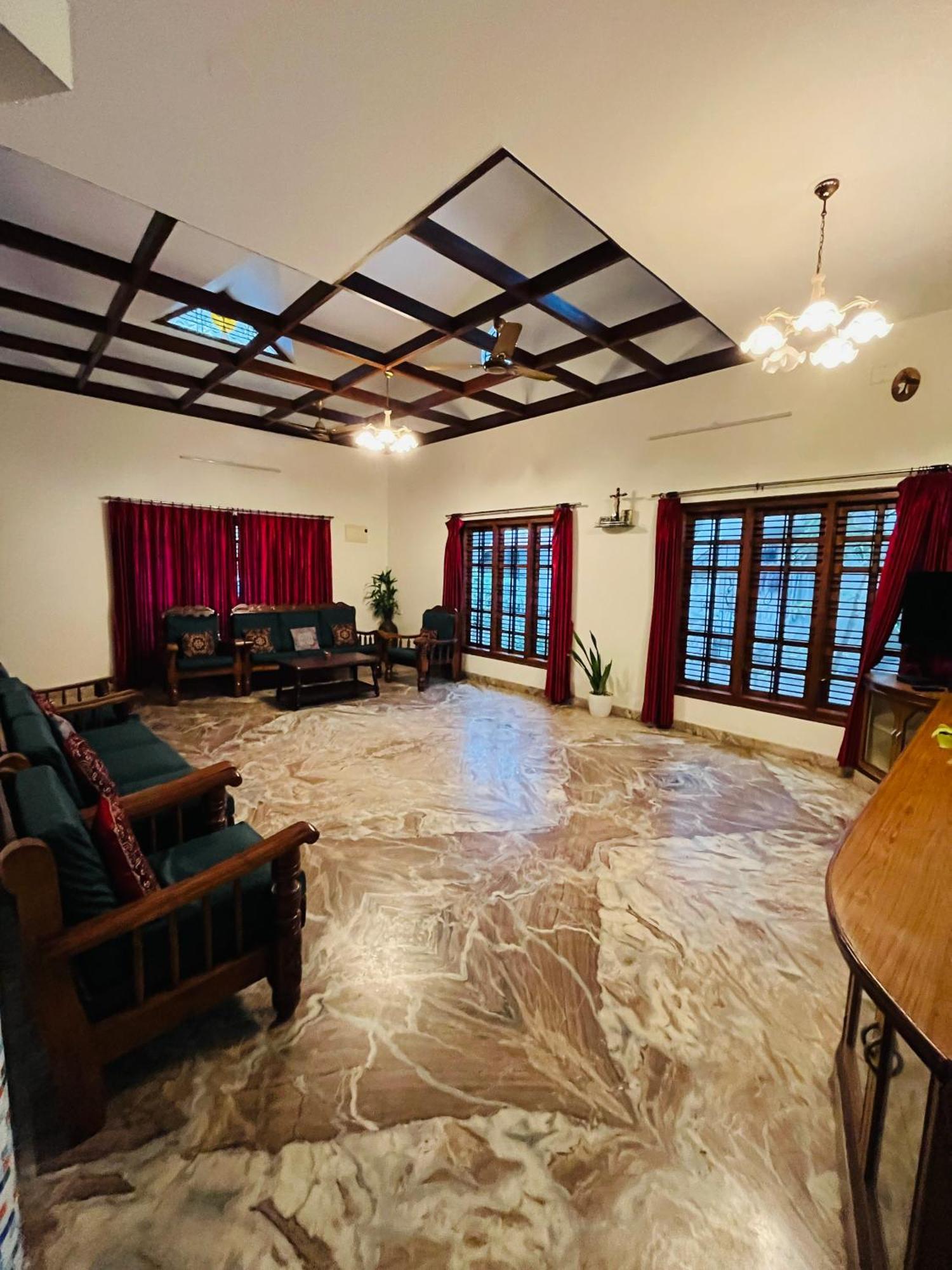 Spacious 3-Bedroom Private Villa In Mangalore - Ideal Getaway For Family And Friends Esterno foto