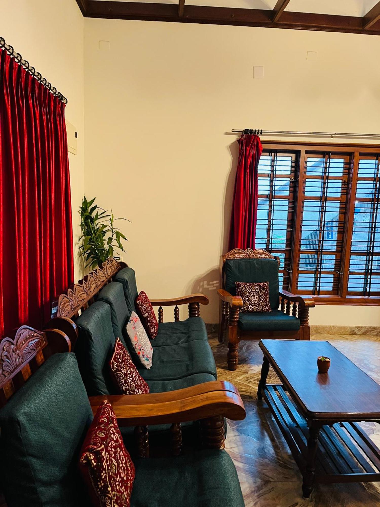 Spacious 3-Bedroom Private Villa In Mangalore - Ideal Getaway For Family And Friends Esterno foto