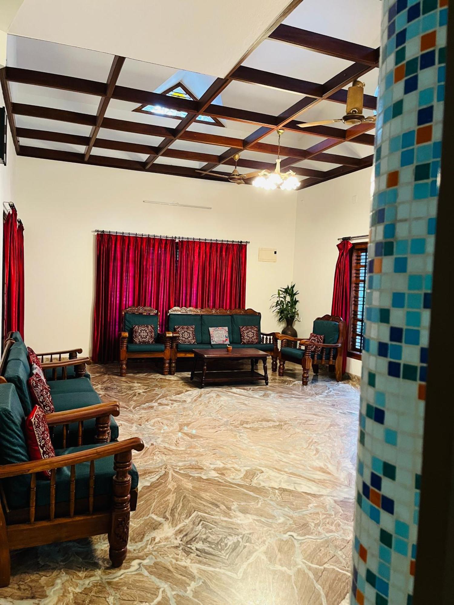 Spacious 3-Bedroom Private Villa In Mangalore - Ideal Getaway For Family And Friends Esterno foto
